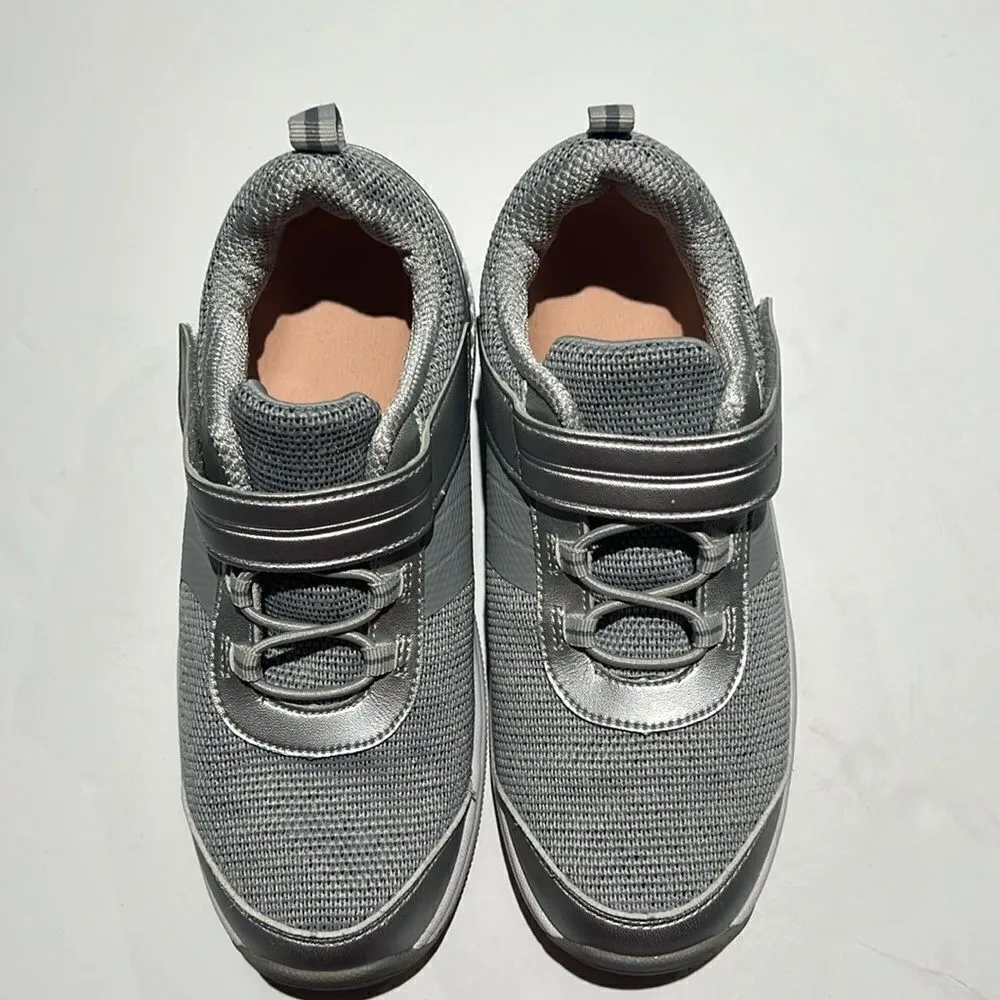 Orthofeet Joelle stretch knit sneaker size 6M B61 Silver - Image 4