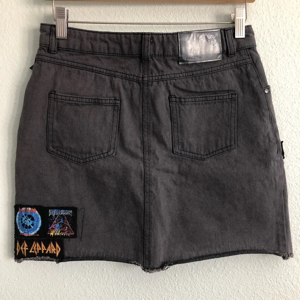 Junk Food Clothing Def Leppard Washed Out Black Denim Skirt. Size 5 - Image 4