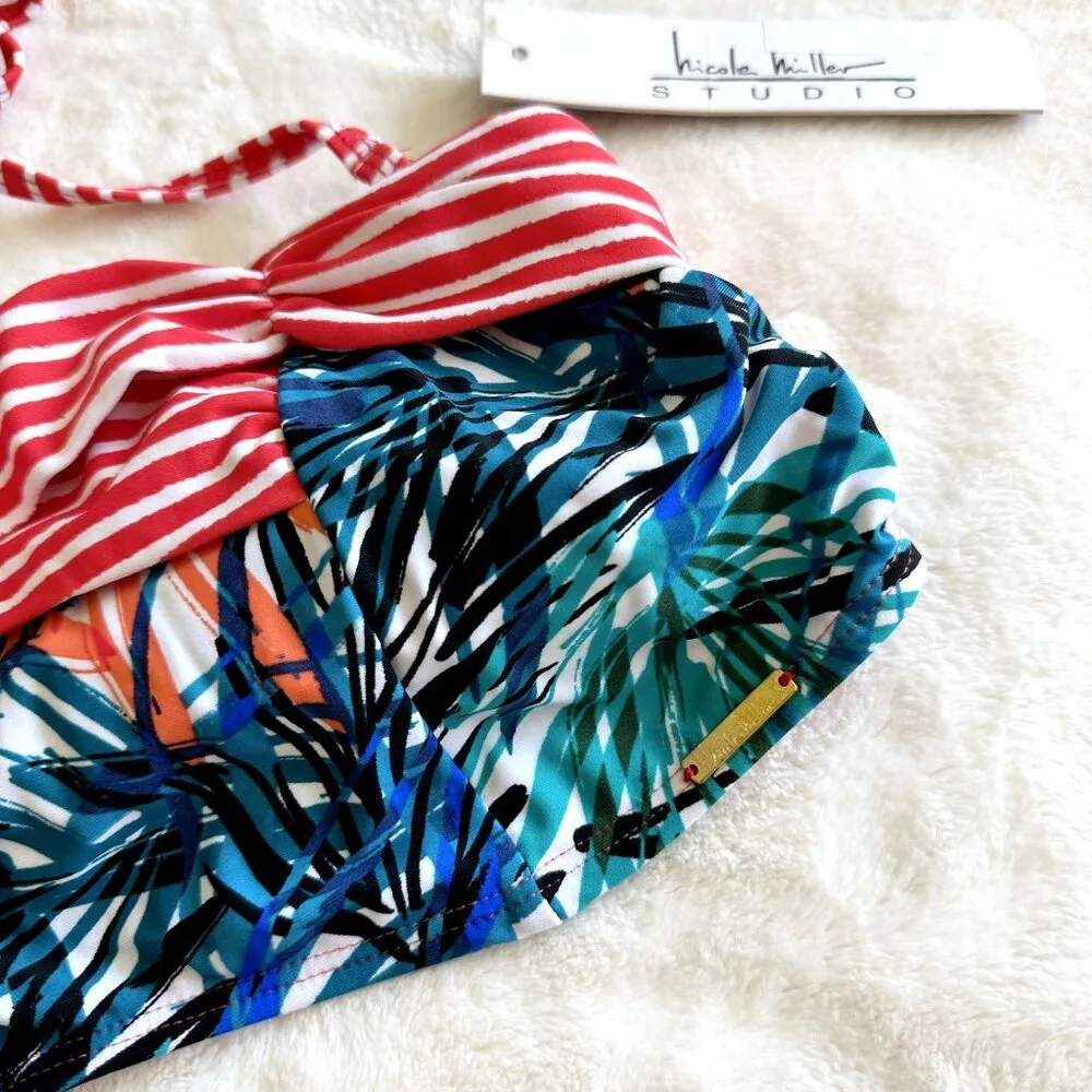 NWT Nicole Miller Tropical Printed Bikini Top - Size 6 (Small/Medium) - Image 3