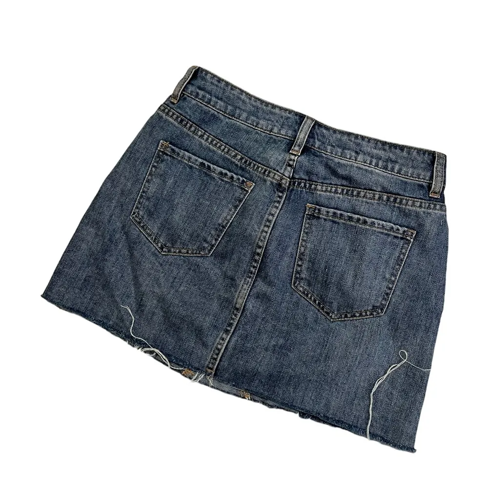 PacSun Distressed Fringe Hem Mini Skirt, Sz 26 - Image 4