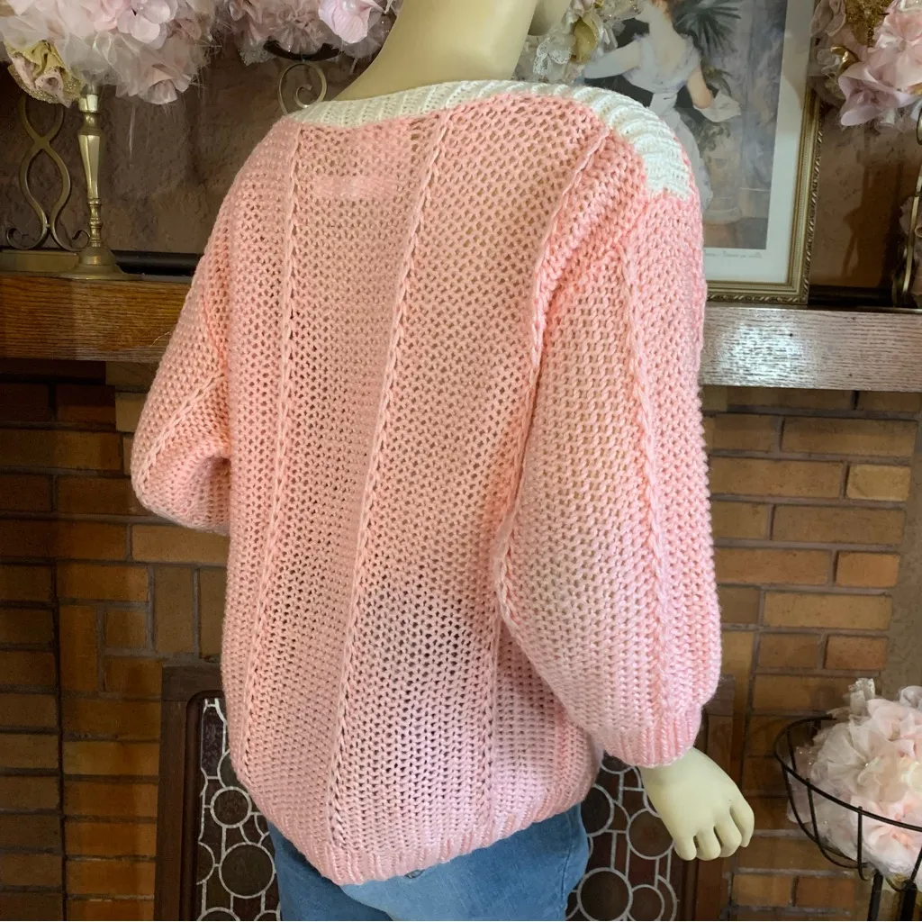 VINTAGE 1980'S DEB HAND KNITTED PINK AND CREAM SWEATER (S) - Image 5