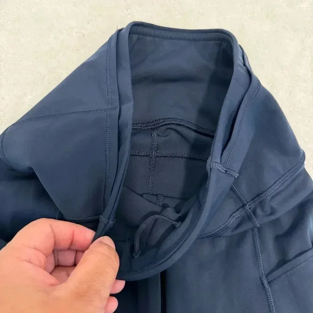 Lululemon Fast & Free Crop (19") in Midnight Navy  size 2 - Image 10