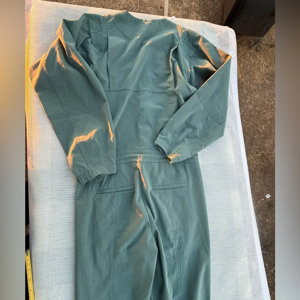 NWOT LULULEMON  VENTLIGHT ZIPPER JUMPSUIT WOMENS SIZE 0 - Image 14