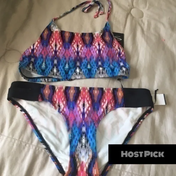 Women’s size small Skye Swimwear Mojave bikini - Image 2