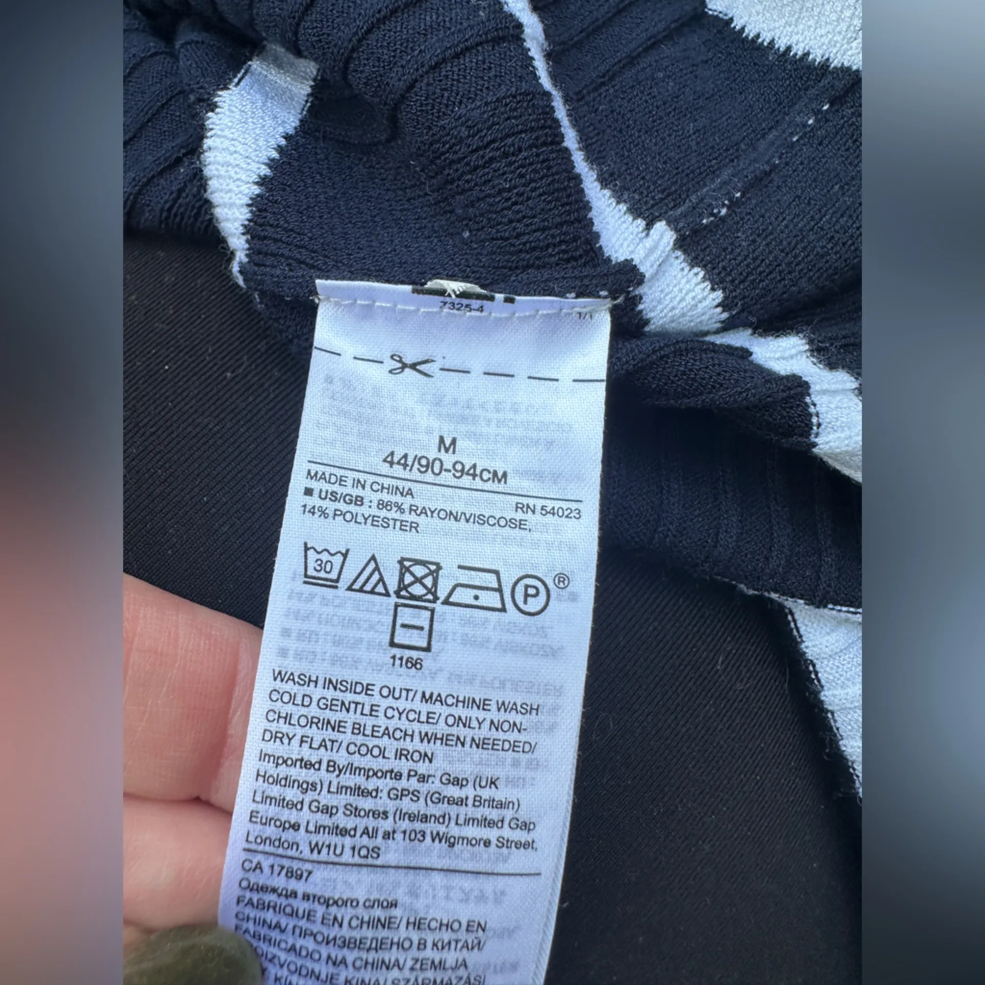 Banana Republic Black and White Striped Lightweight Knit Body Con Maxi Dress, M - Image 5