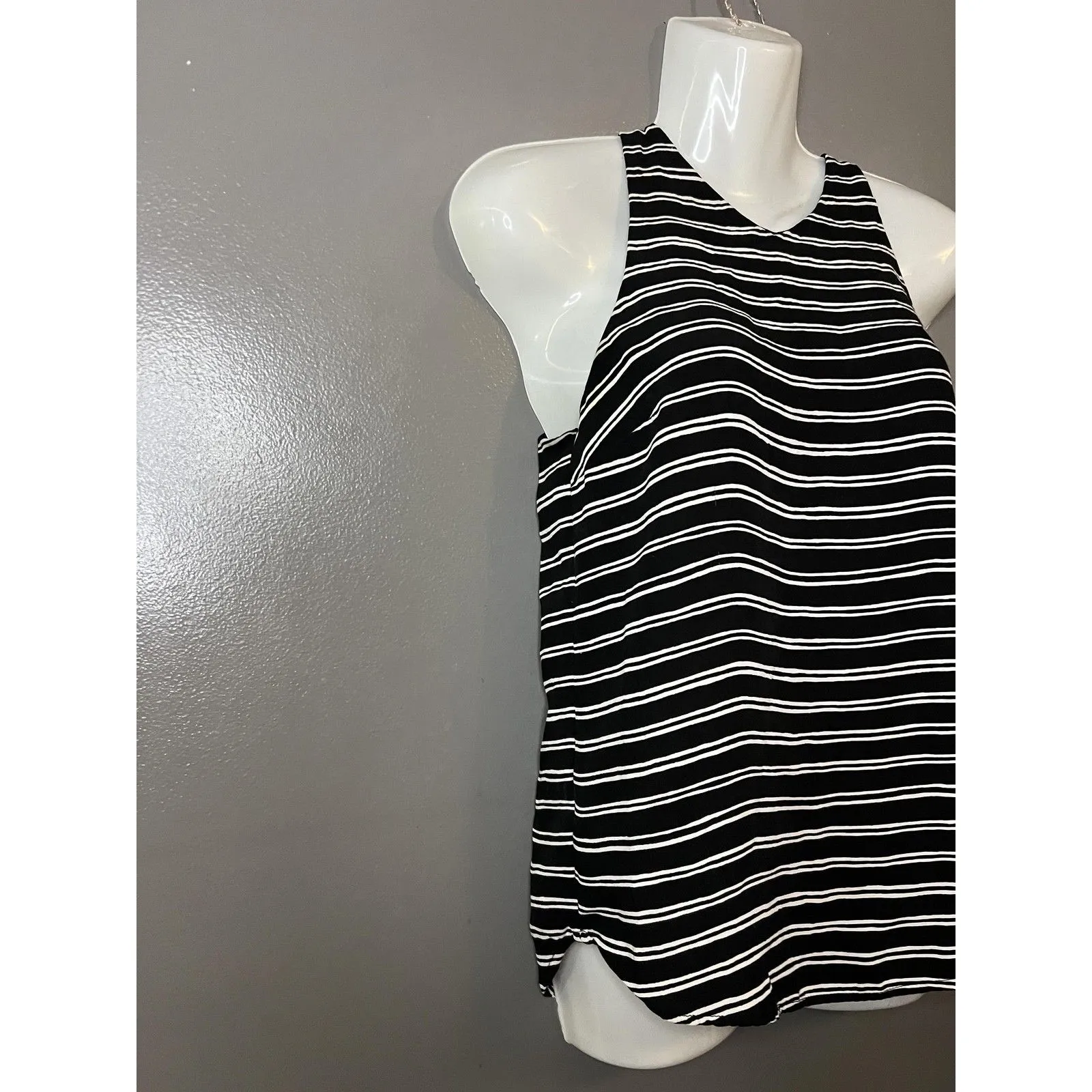 A.L.C. Blouse Womens 2 Black White Striped High Neck Sleeveless Silk Shell Top - Image 2