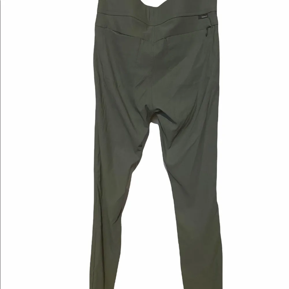 Toad & Co . 2 olive green pants. - Image 3