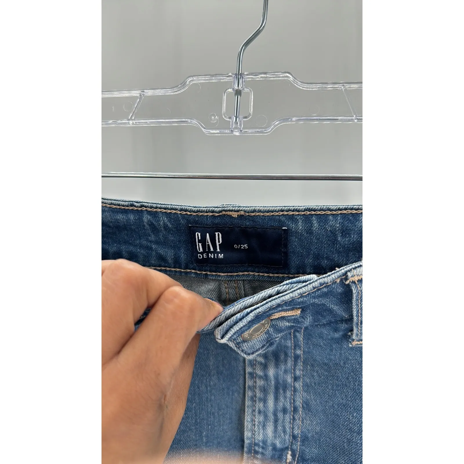 GAP denim pencil skirt versatile casual date night office street wear size 0 - Image 8