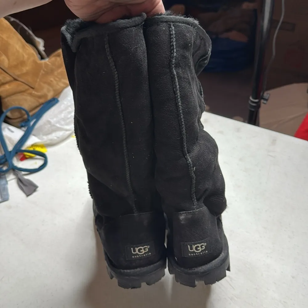 UGG Classic Tall II Boot w/ Essential Sole Black Size 10 USED CONDITION - Image 10