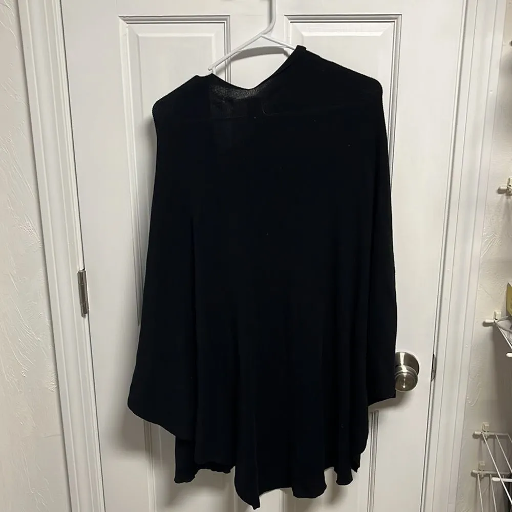 Soft Surroundings 𝅺 sweater wrap one size . - Image 6