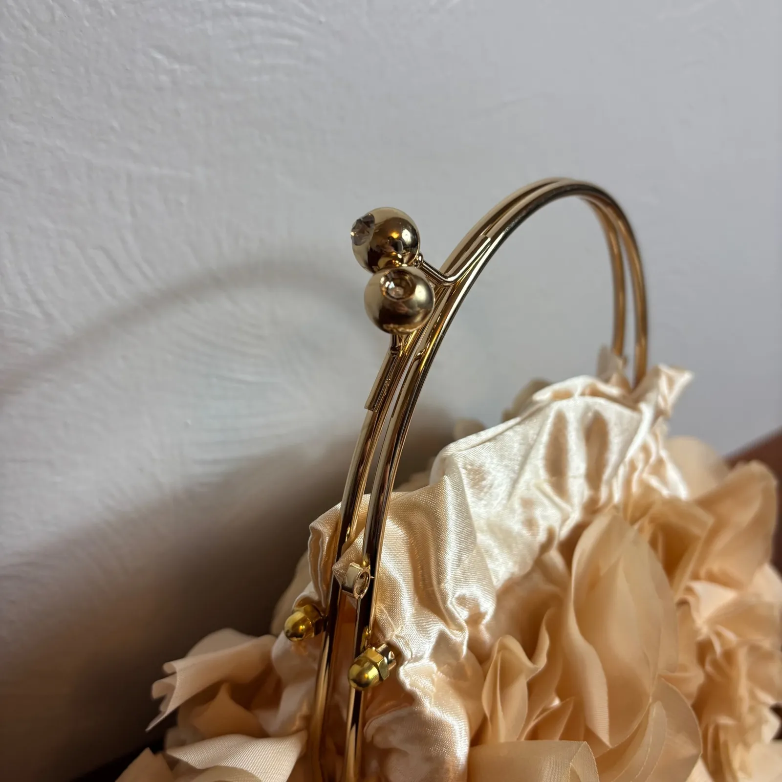 Elegant Clasp Flower Clutch Evening Bag Champagne Gold Chain - Image 2