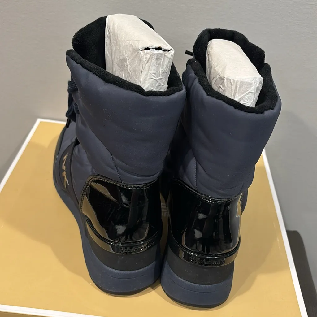 Michael Kors MK Shay Boot Navy Blue Admiral Winter Sneaker Boots sz 9.5 - Image 5
