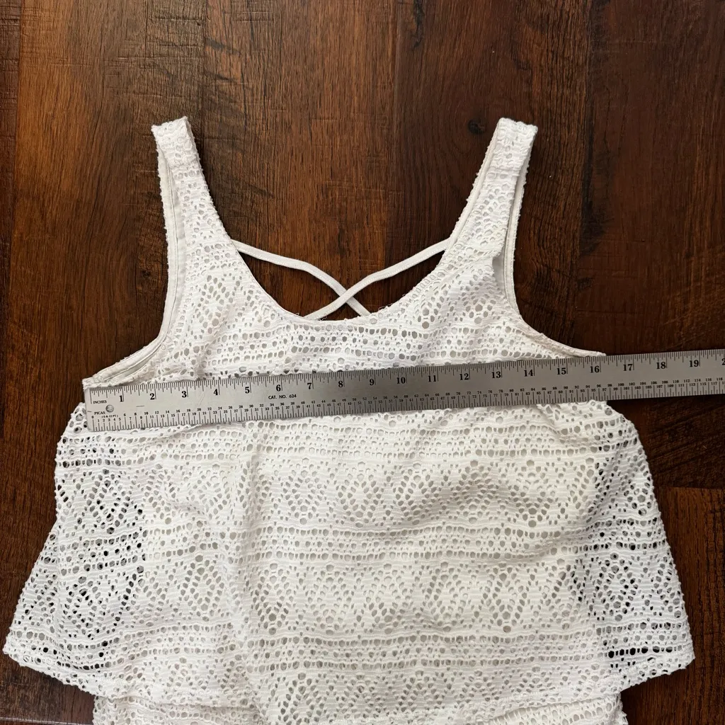 EXPRESS lace eyelet romper, size S/P - Image 6