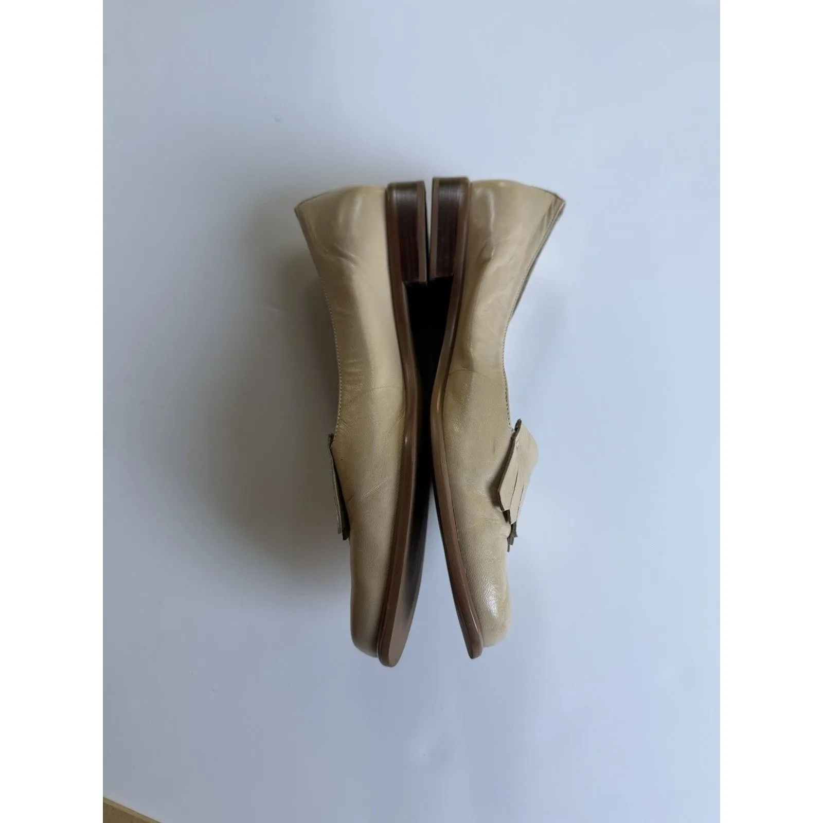 Etienne Aigner Shoes 8.5 Leather Loafers Stratford Tassel Beige Stratford Flats - Image 4