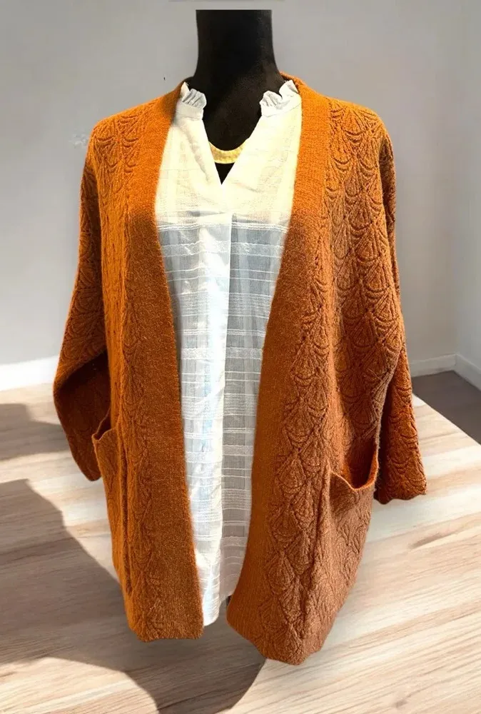 Coco + Carmen Open Front Cardigan Scallop Arm Hem 3/4 Sleeve S/M Rust Orange - Image 1