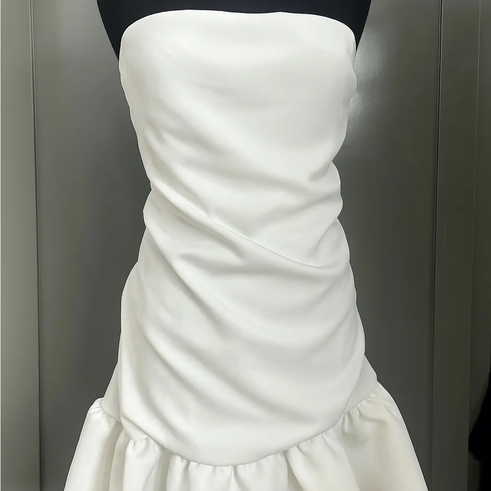 Blue Blush Strapless White Dress - Image 2