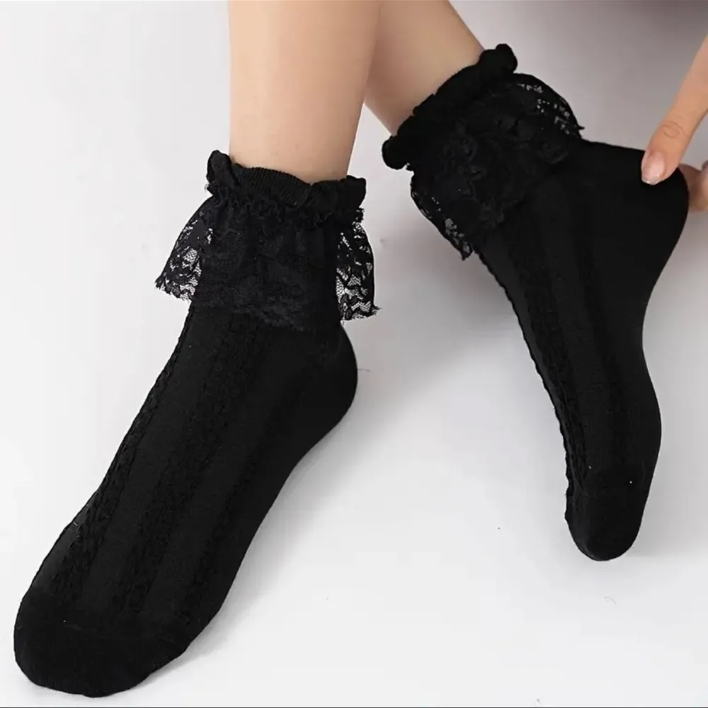 Ruffle Lace Trim Socks Black - Image 3