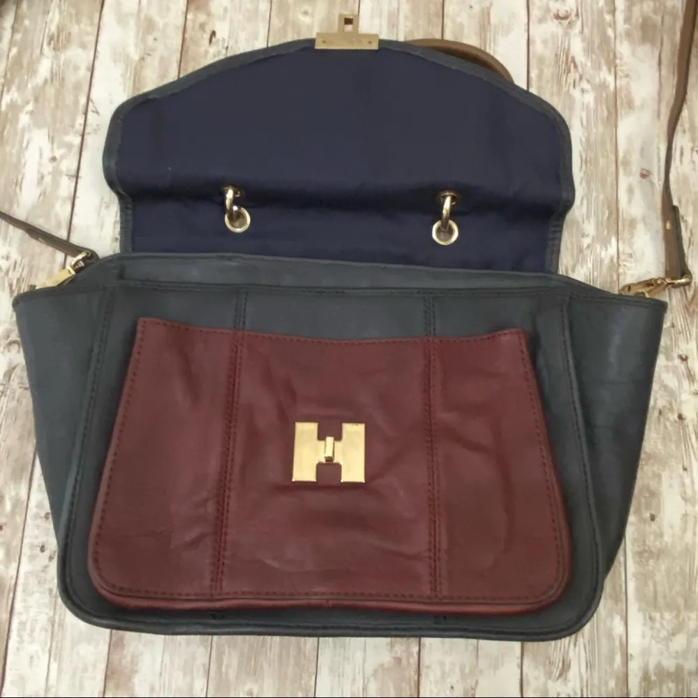 Tommy Hilfiger Postino Navy/Red Color-block 100% Leather Trapezoid Satchel Bag - Image 6