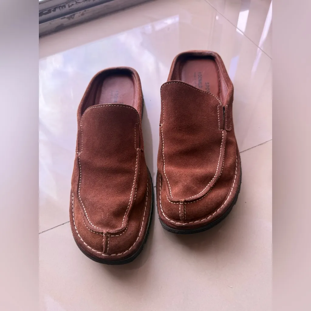 Donald J. Pliner Sport Shoes Unisex 8 M Brown Mules Made in Italy Vibram Soles - Image 11