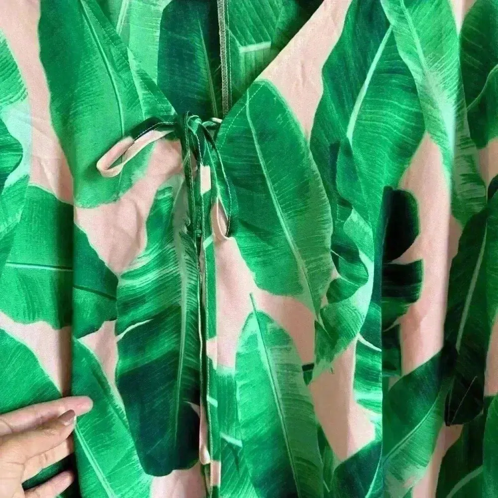 Buddy Love Women’s Kiwi Key West Boho V Neck Half Sleeve Poncho Tunic Size M/L‎ Green - Image 8