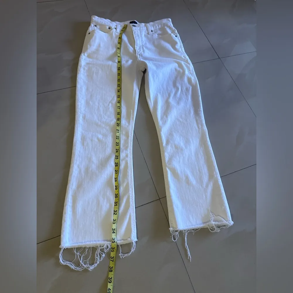J. Crew Factory Flare Crop White Jean in Signature Stretch Sz 29  Summer - Image 5