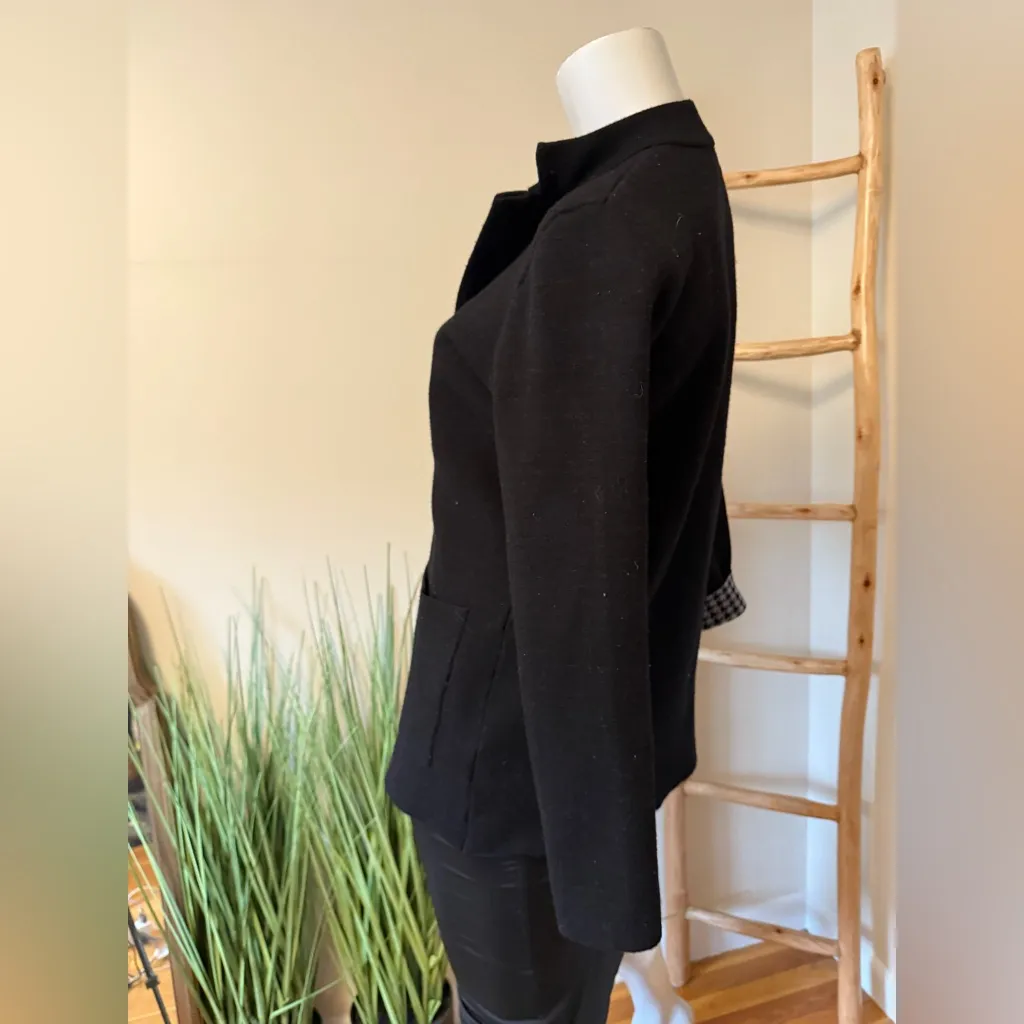 Halston Black One Button Blazer with Houndstooth Interior And Cuffs Medium - Image 2