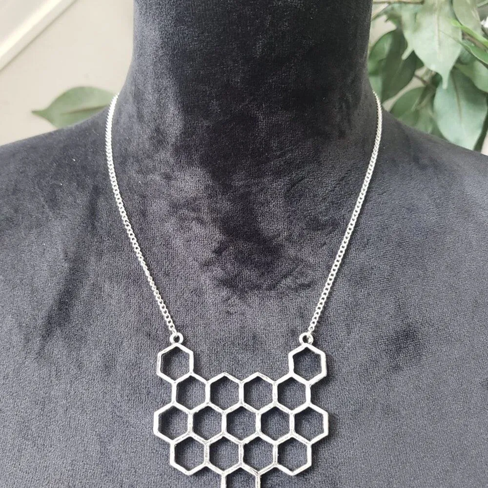 Womens Antiqued Silver Tone Hexagonal Brass Bee Bib Necklace with Lobster Clasp - Image 2