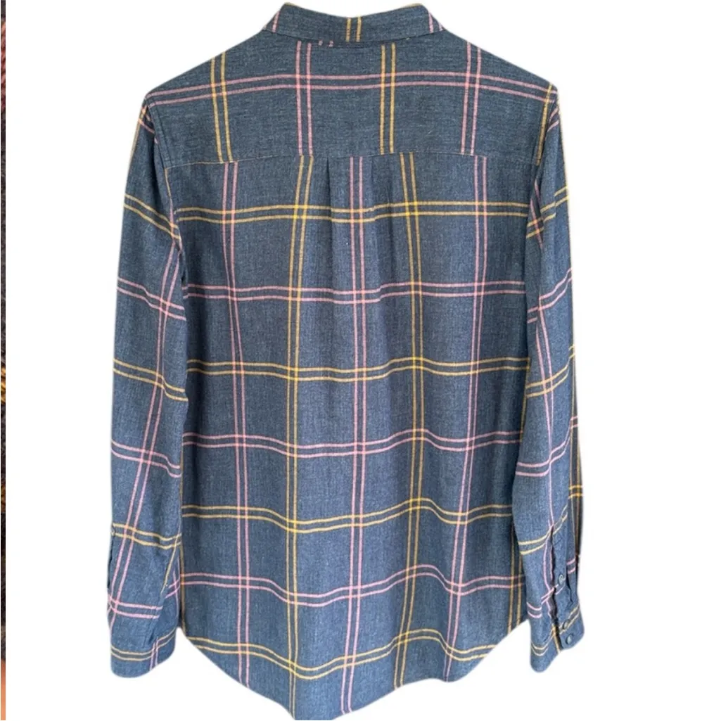 EUC Toad&Co Plaid Button Down Top
Size Large - Image 7