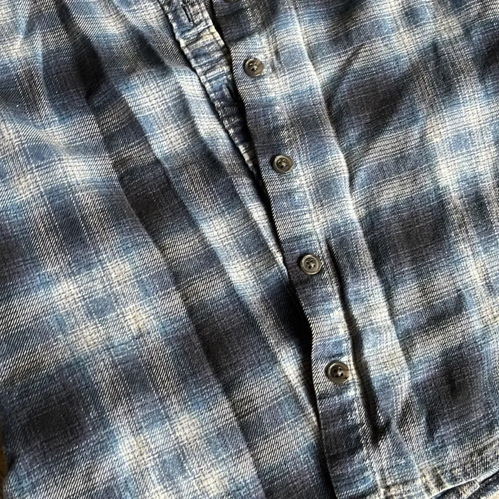 BDG | Slim Fitted Flannel Collared Shirt XS Blue Gray - Image 3