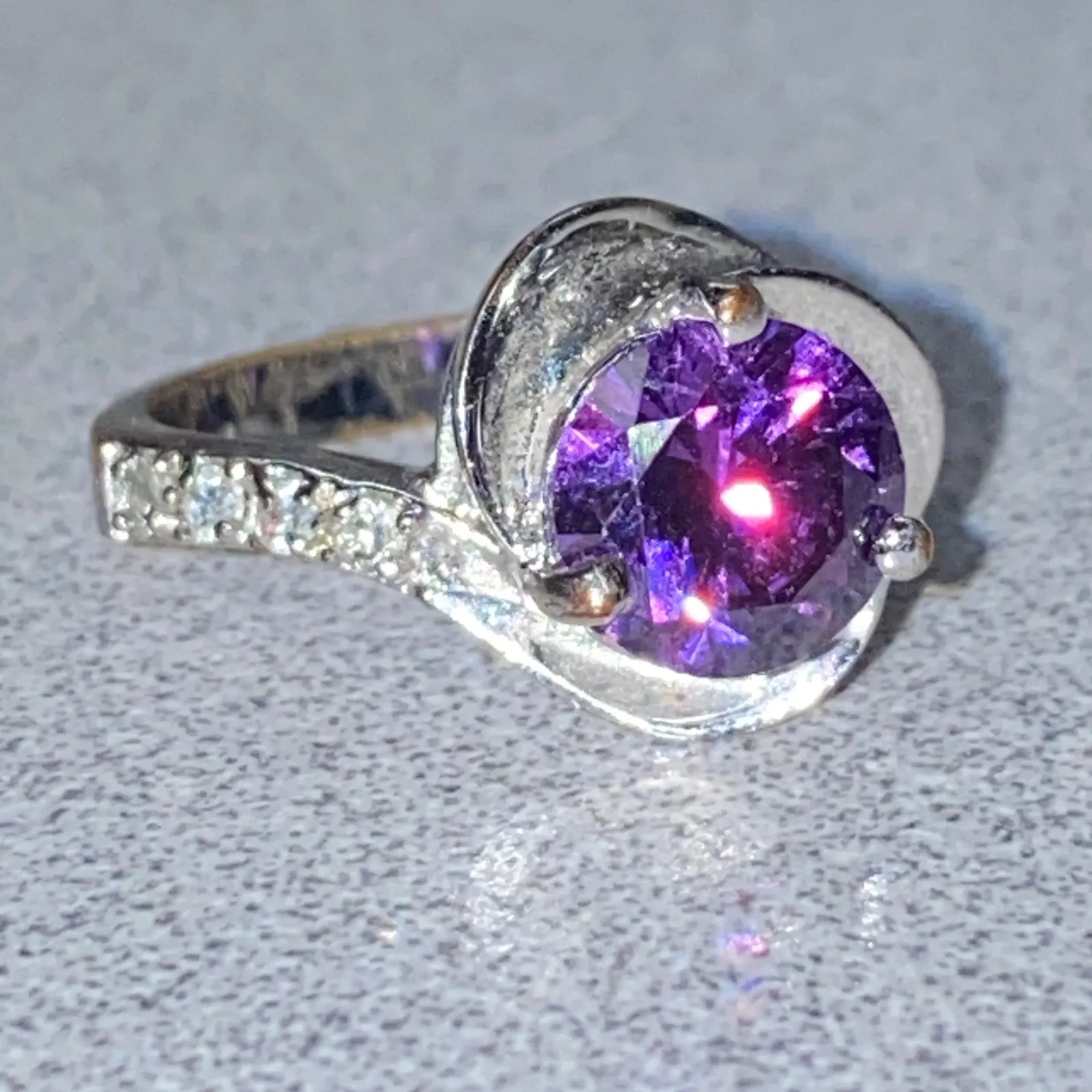 Sparkling Silver Purple Amethyst Bypass Ring Elegant Cocktail Party Size 5 - Image 8