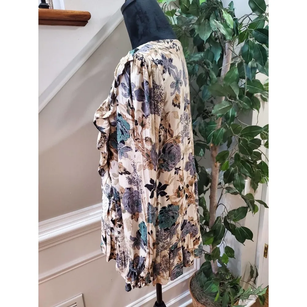 Entro Women's Beige Floral 100% Rayon Square Neck Long Sleeve Top Blouse Size S - Image 5