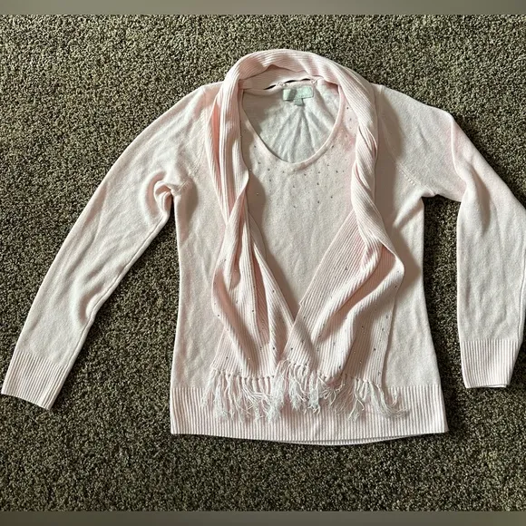 Pink Sweater & Scarf Set Silver Sequins V-neck Size Medium Carolyn Taylor - Image 1