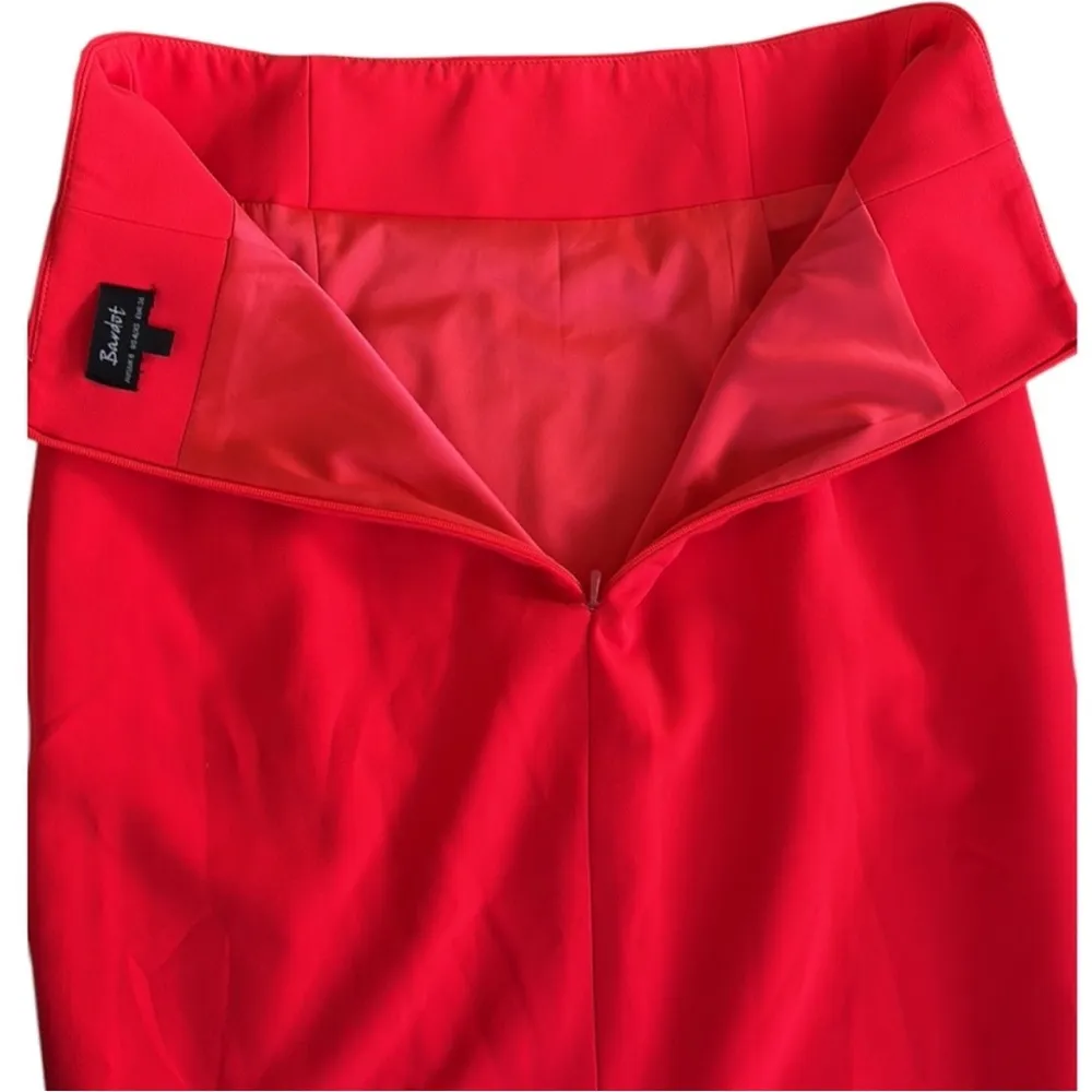 EUC Bardot Front Slit Pencil Skirt Size 4 - Image 5