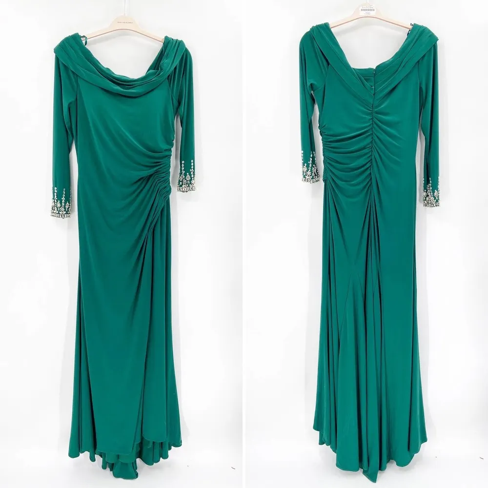 Mac Duggal Asymmetric Neck Long Sleeve Jeweled Emerald Green Formal Gown Size 10 - Image 3