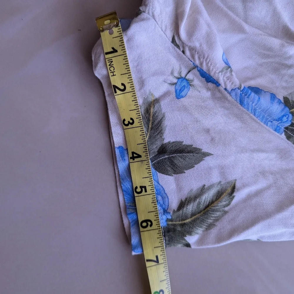 Caribbean Joe Women's Hawaiian Shirt Tropical Floral Sheer Rayon Size M Button - Image 2