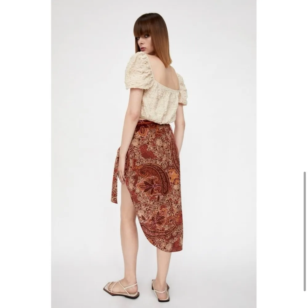 Zara puff sleeve crop top - Image 5