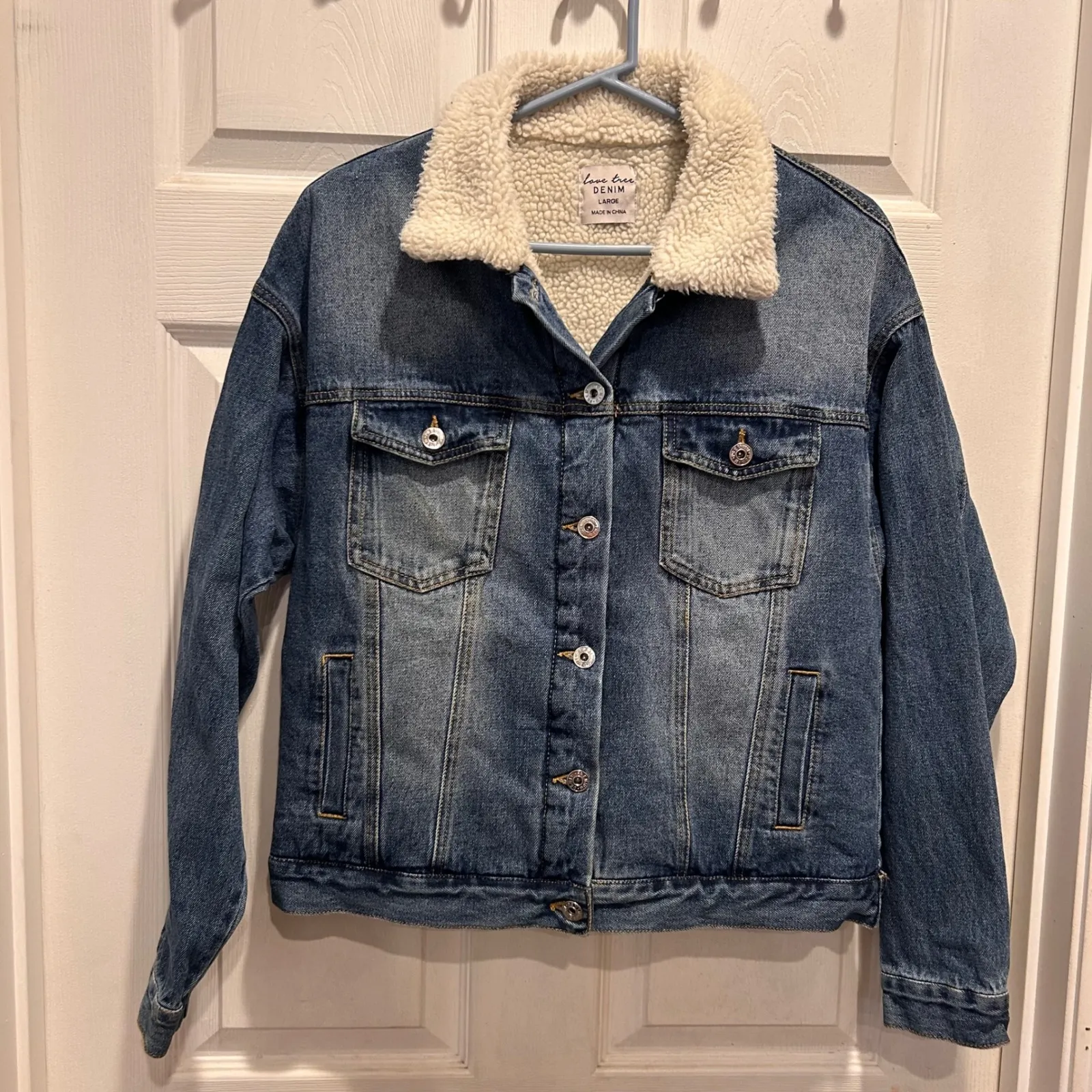 Love Tree Denim Sherpa Lined Trucker Jacket Women's Large Blue Wash Western Cozy - Image 1