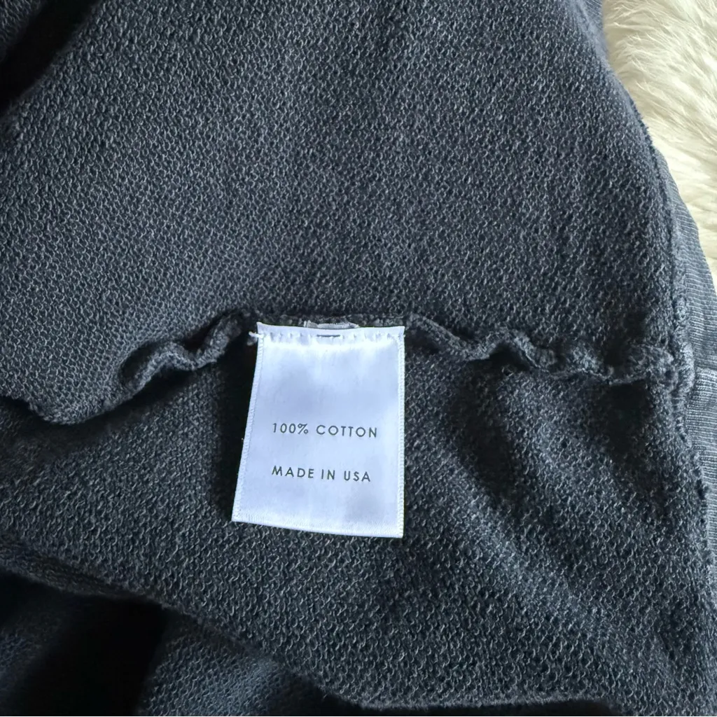 Lovers & Friends The Cropped Crewneck - Image 8