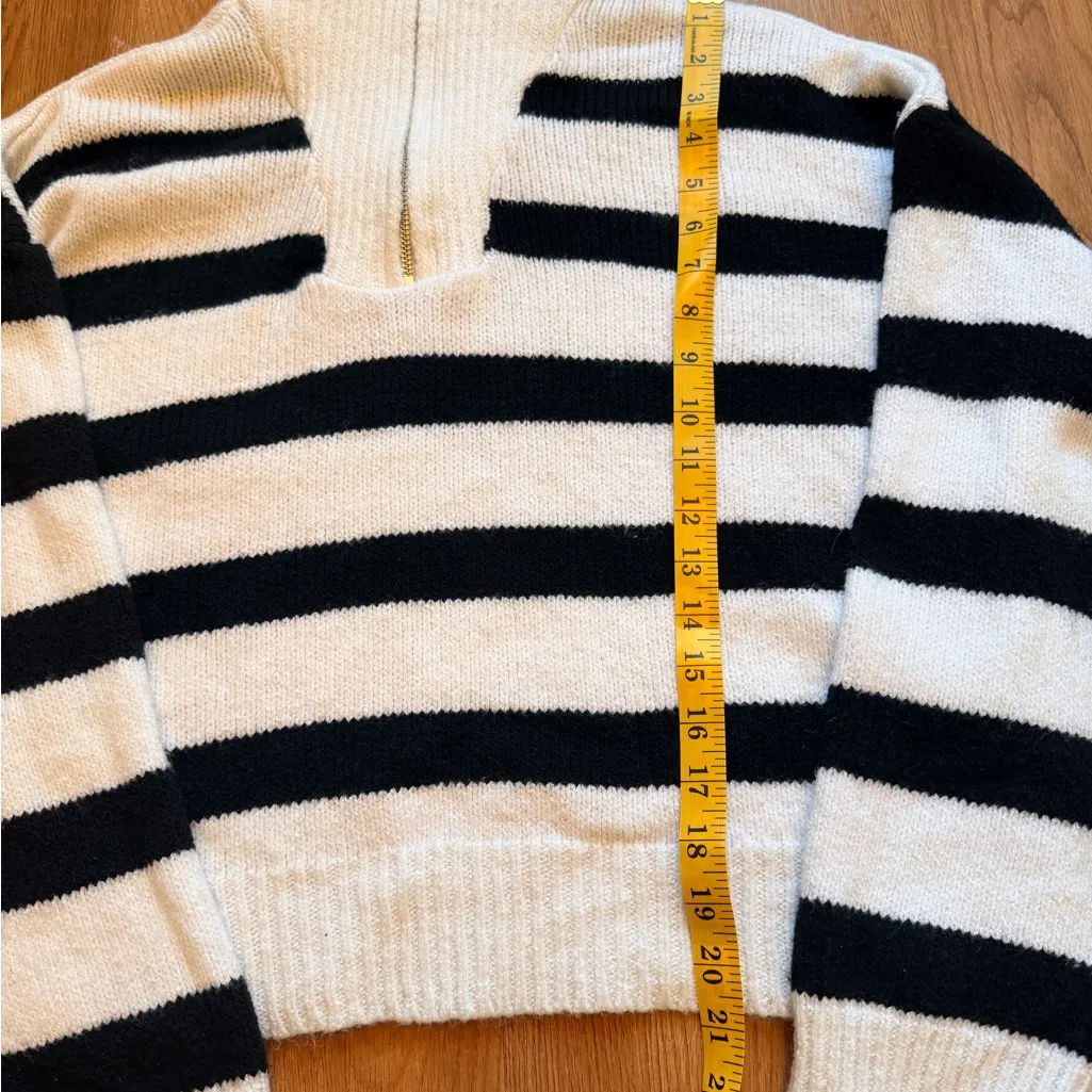 Stradivarius Black and Cream Striped Turtleneck Sweater - Image 4