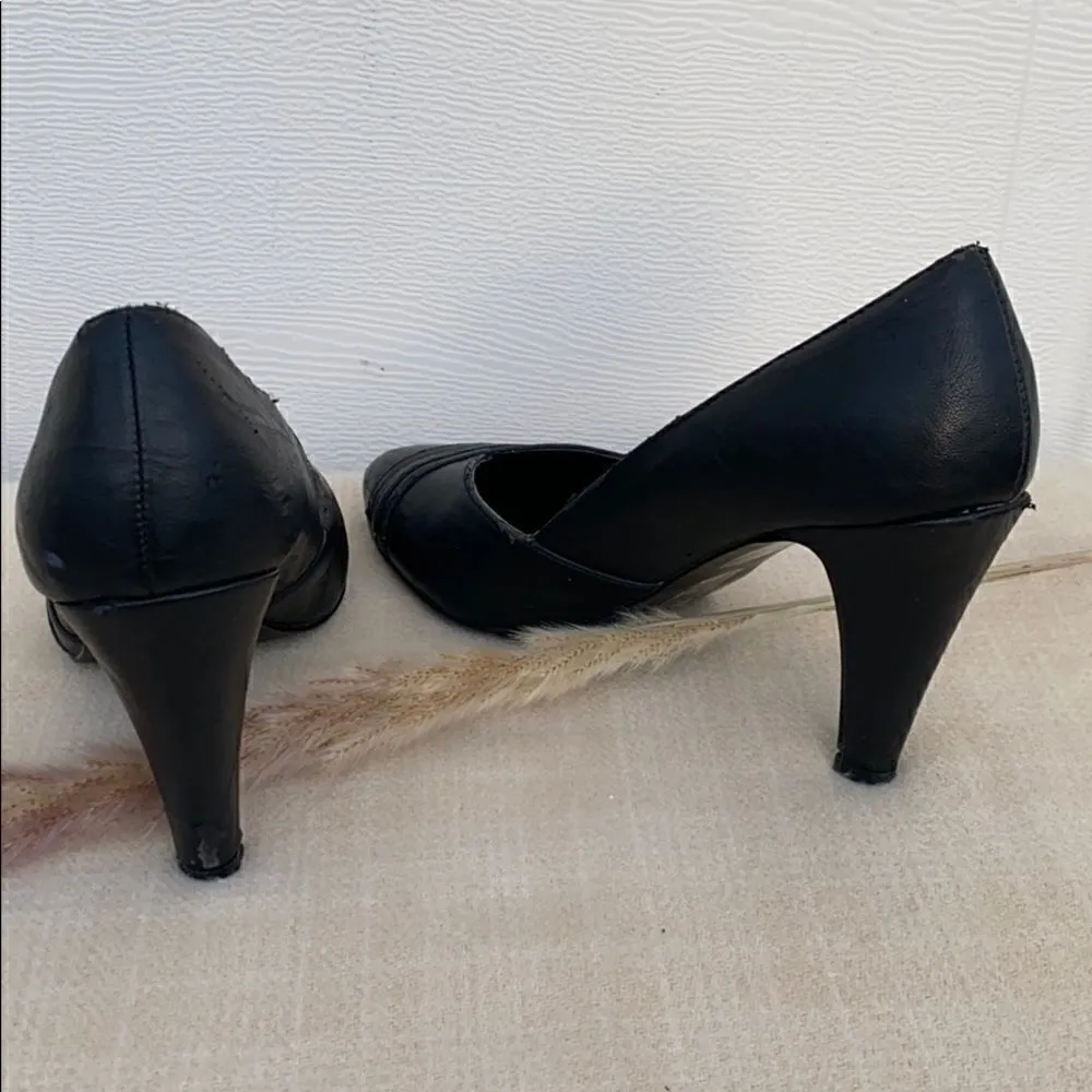 Forever 21 Black Faux Leather Pumps - Image 4
