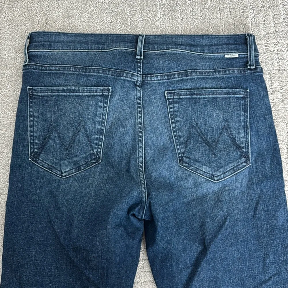 Mother “The Runaway Step Fray” Jeans in Manana Mi Amor Medium dark wash ankle Blue Size 32 - Image 8