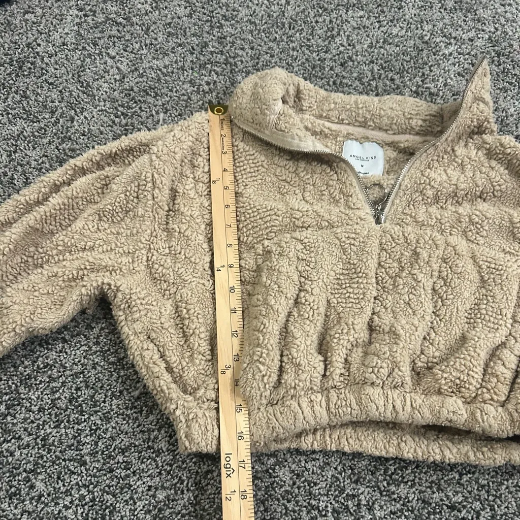 Angel Kiss Los Angeles Beige Cropped Sherpa Zip Up Jacket Women’s Size Medium - Image 7