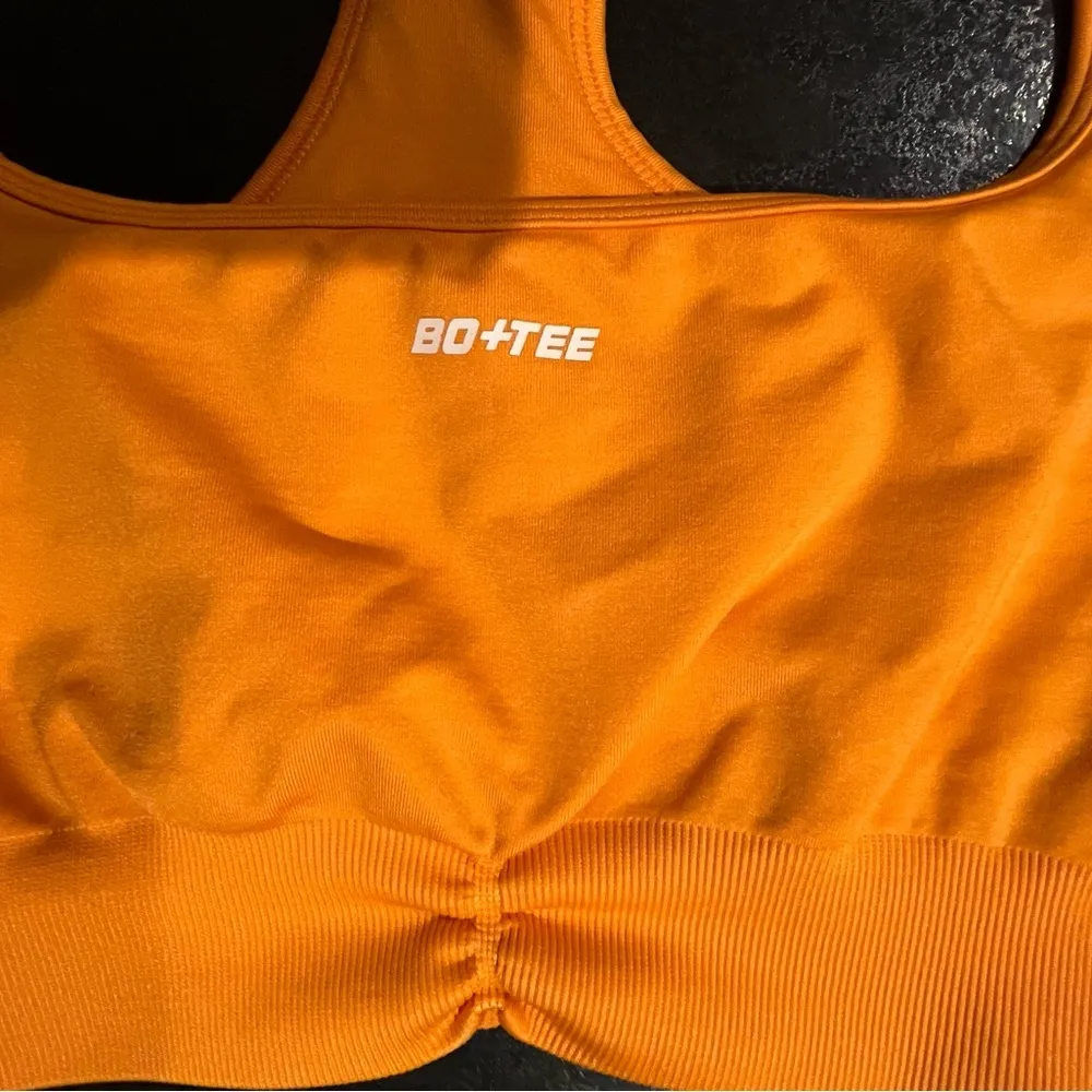 Bo+tee sports bra orange Med athletic wear gym work out yoga sporty bold athlete - Image 5