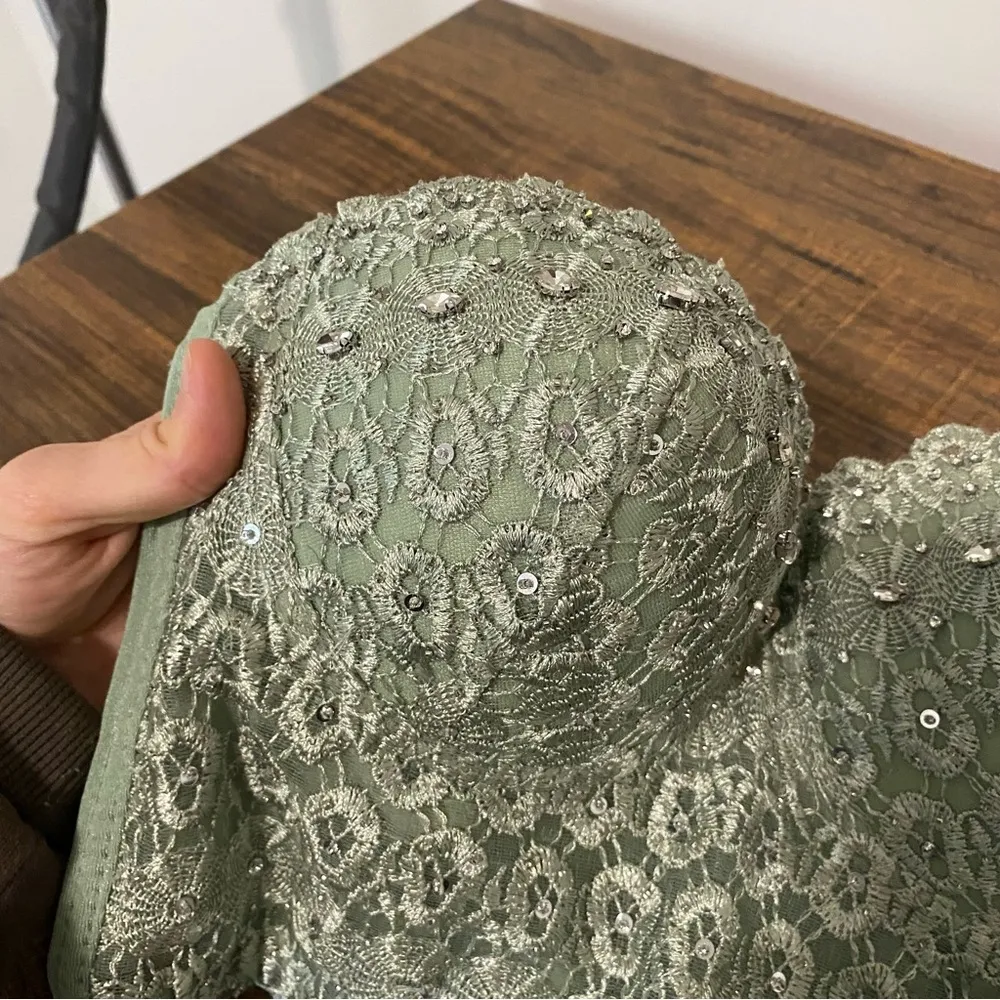 Windsor Light Sage Green Beaded Corset size Medium - Image 3