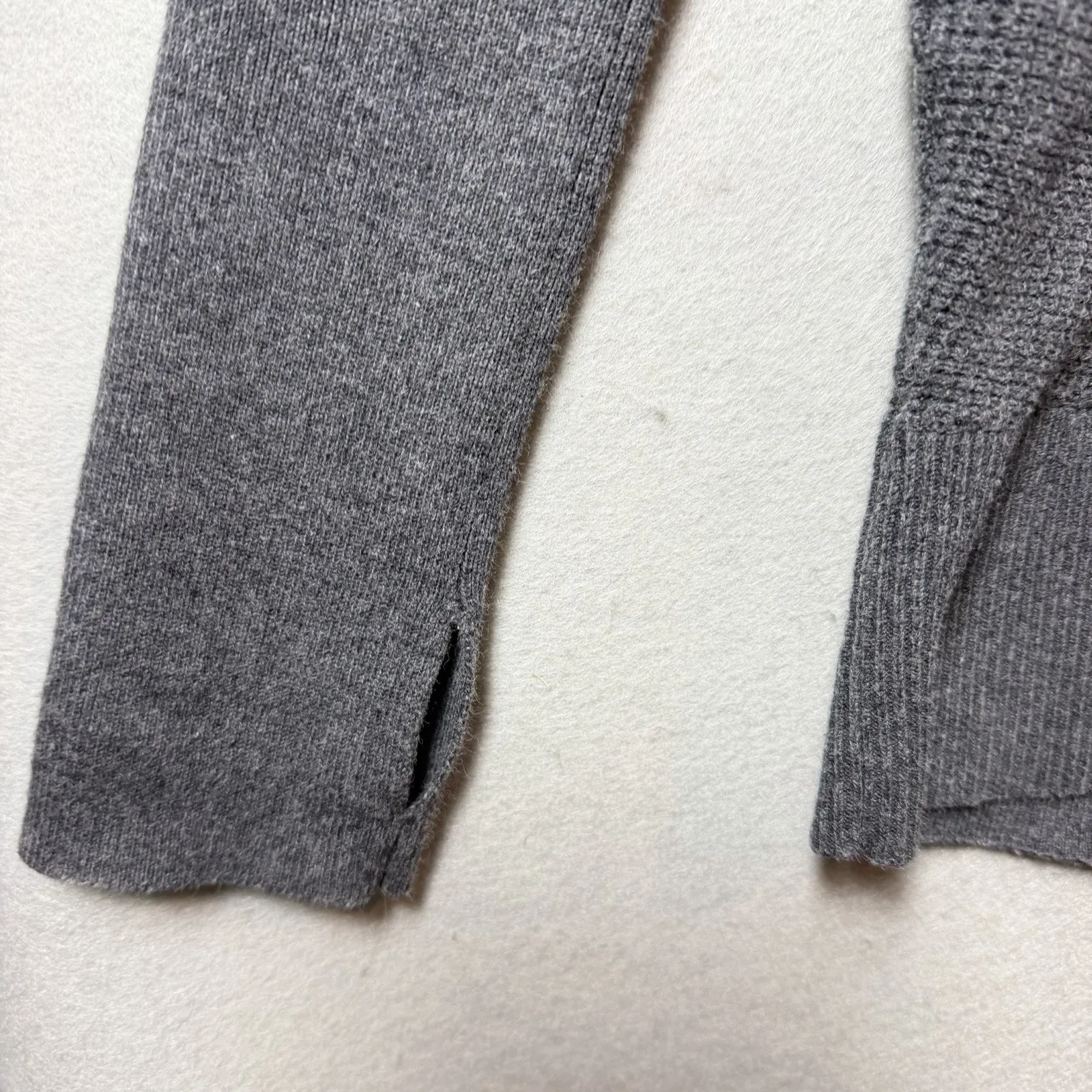 Calia by Carrie Underwood Effortless Gray Waffle Sweater Women's Size undefined - Image 5