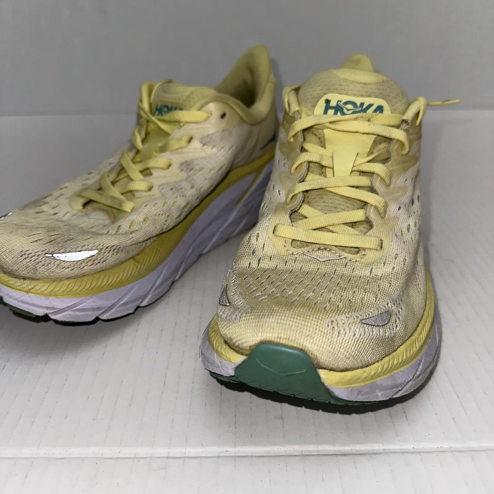 Hoka One One Clifton 8 Running Shoes Womens Size 6 Yellow Orange Green Mesh - Image 9