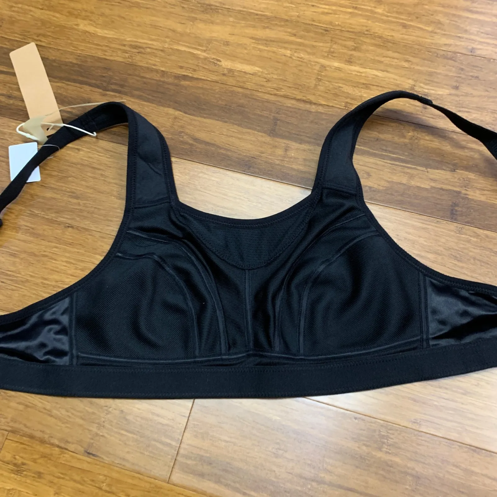Wingslove Black Adjustable Strap High Impact Sports Bra Size 34B Wireless NWT Size undefined - Image 3