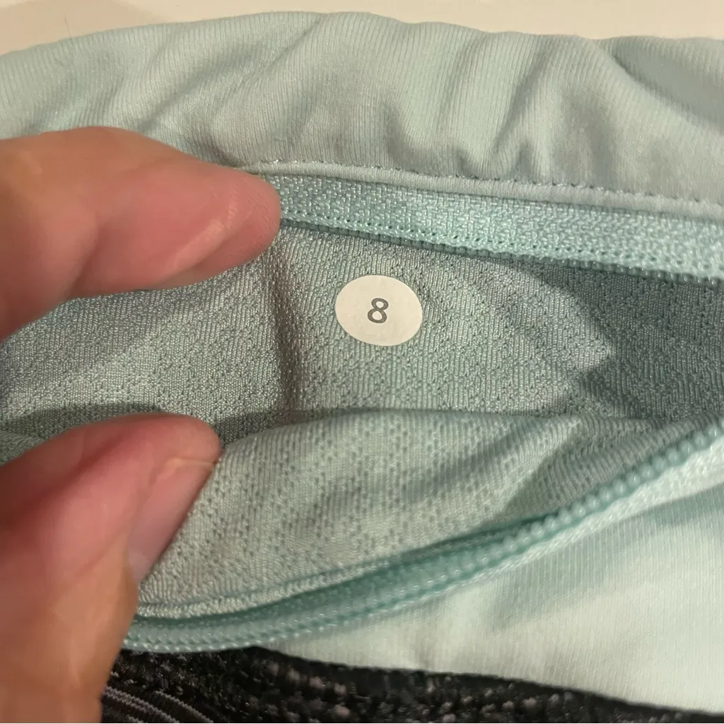 Lululemon Run Excel Crop Legging Women 8 Black Light Green Waistband Activewear - Image 8