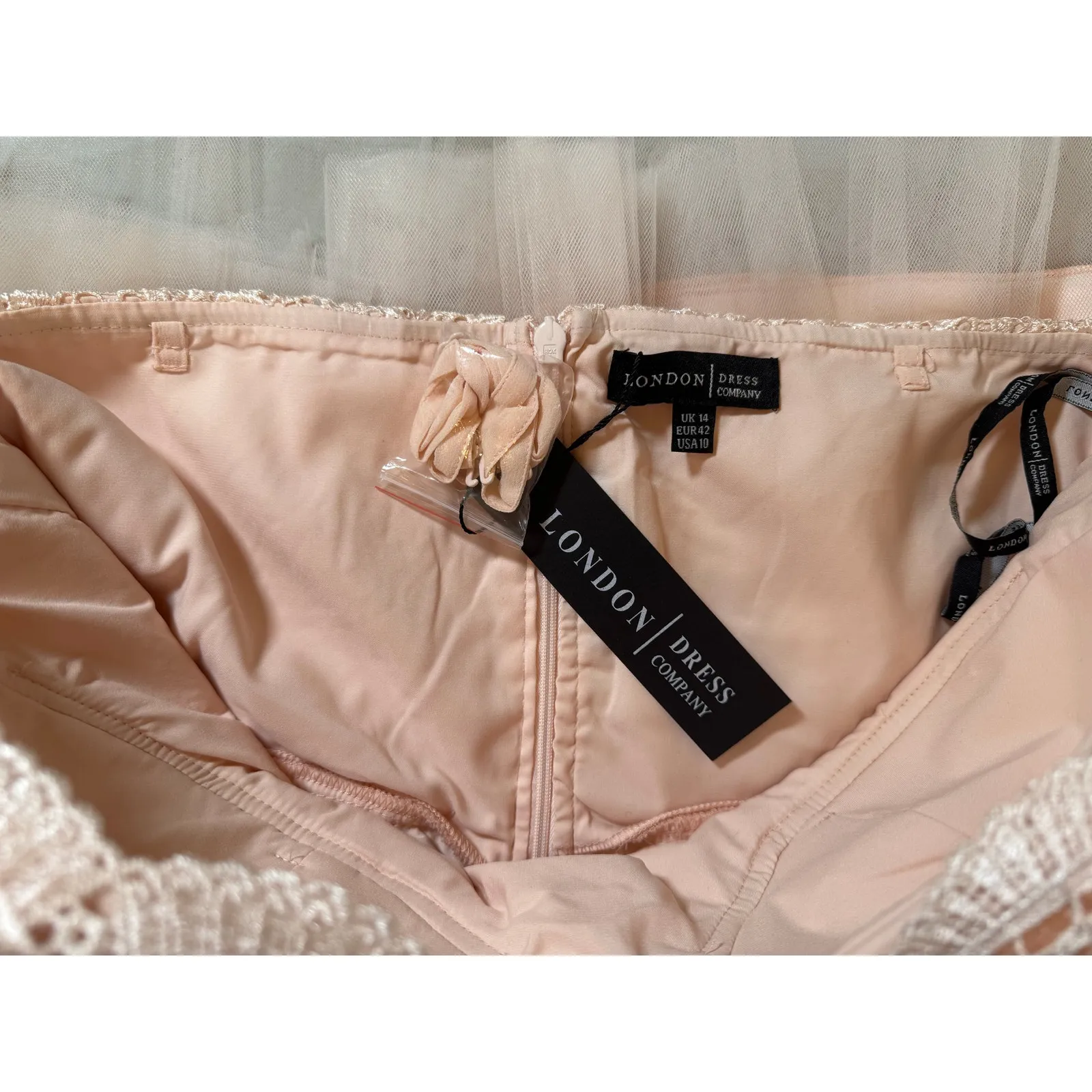 NWT London Dress Co. Peach Lace Spring Formal Dress - Image 5