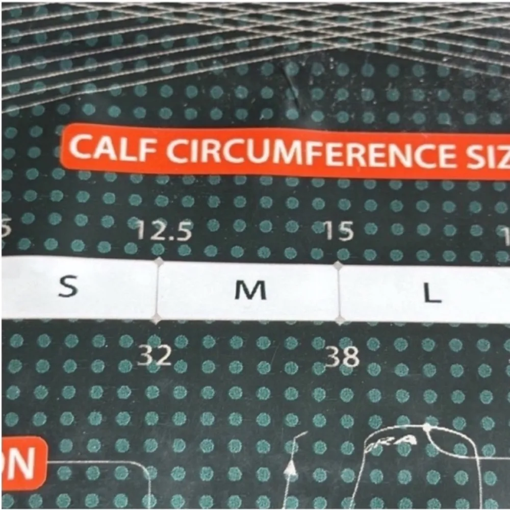 Rymora 1 Pair Unisex Calf Compression Sleeves Unisex
Brand new in bag! Black - Image 4